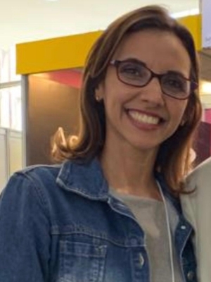 Elana Alencar